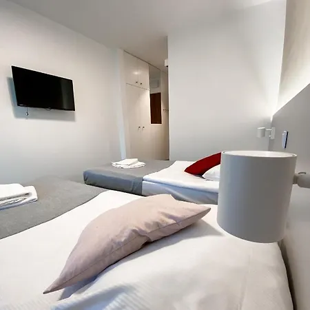 호텔 Osrodek Magnolia 우스트론