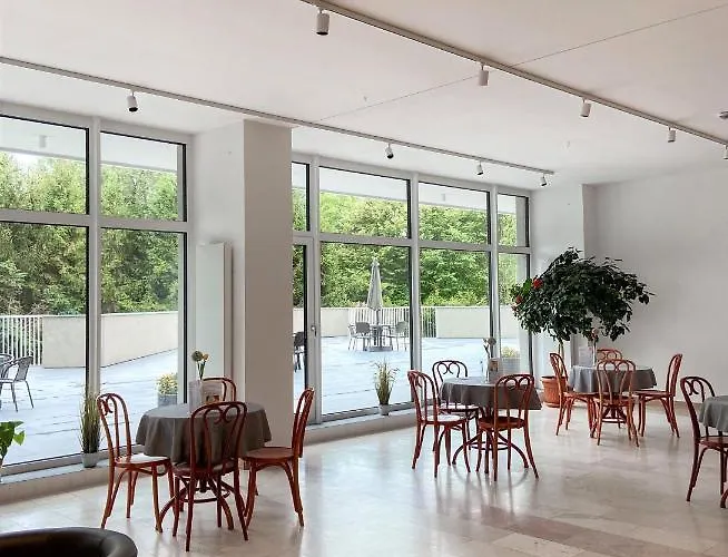 Osrodek Magnolia מלון אוסטראון